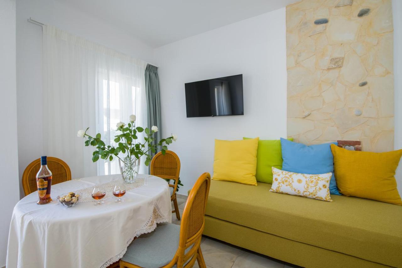Lucky Suites-Adults-Only Elegant Stay Rethymnon Exterior foto
